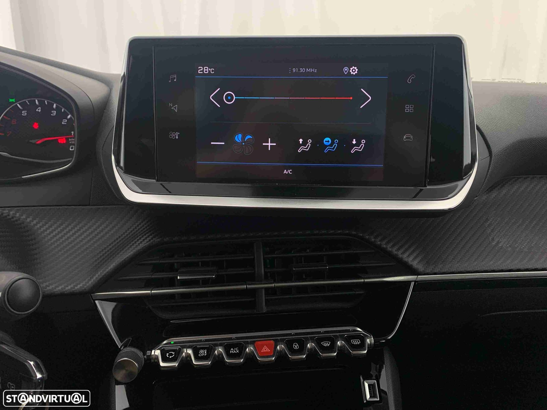 Peugeot 208 1.2 PureTech Active Pack - 9