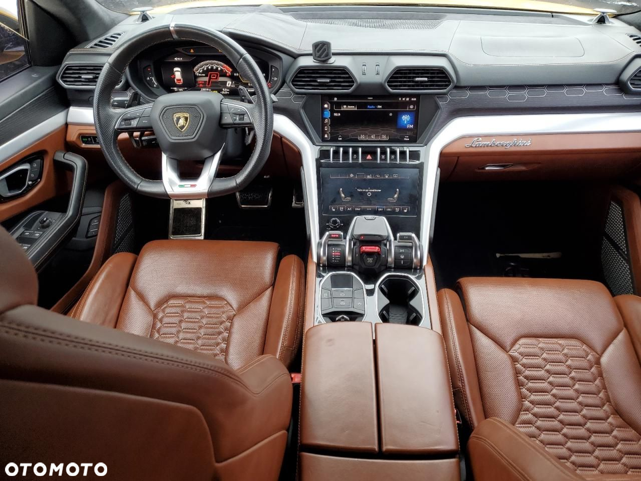 Lamborghini Urus Standard - 8