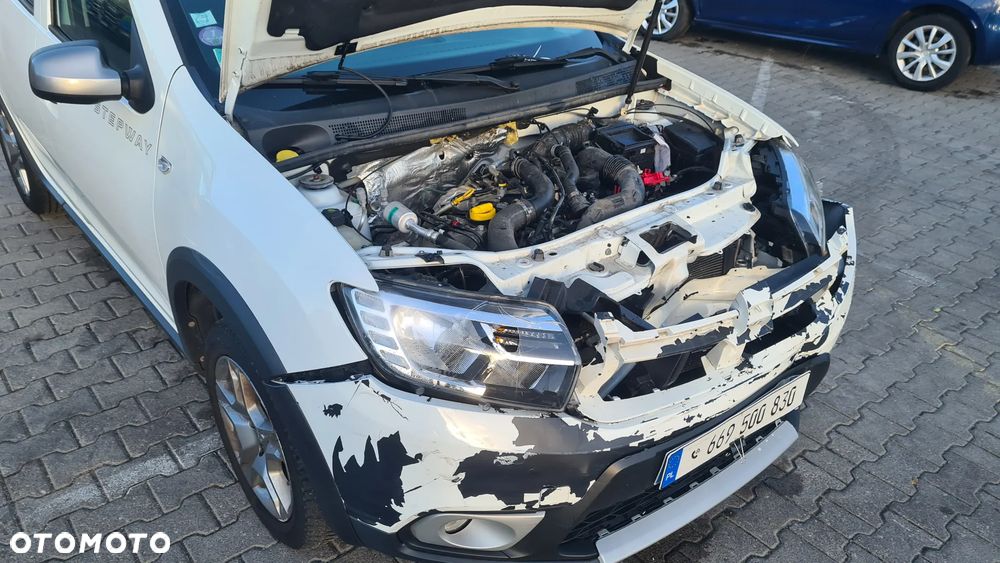 Dacia Sandero Stepway 0.9 TCe Laureate S&S EU6 - 10