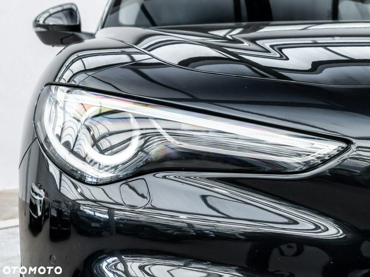 Alfa Romeo Stelvio - 9