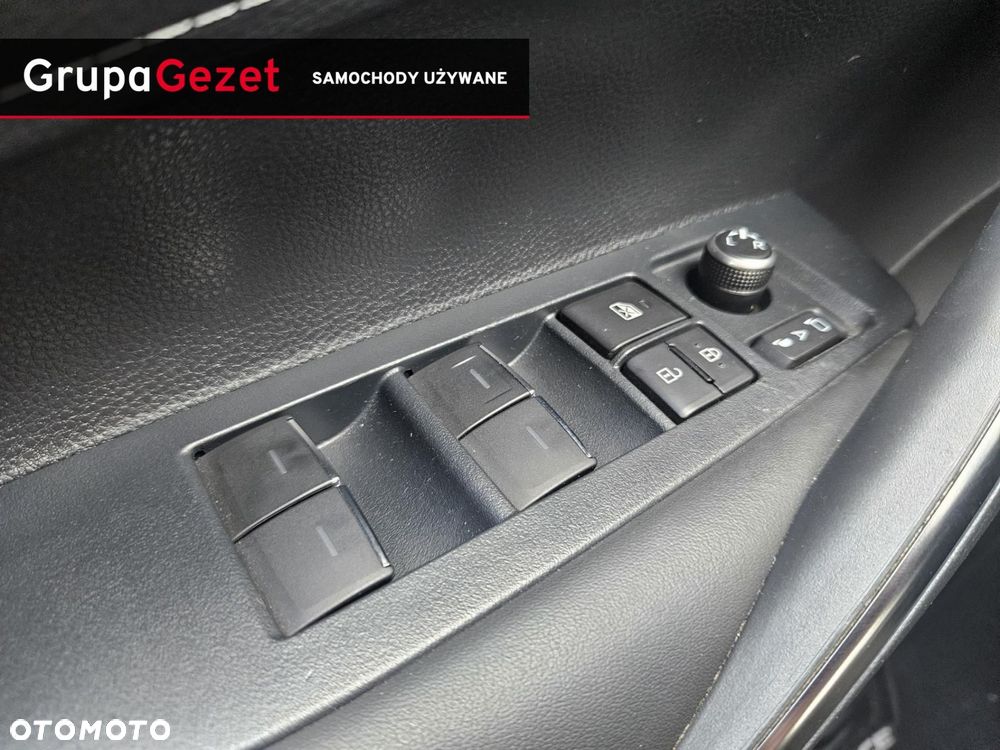 Suzuki Swace 1.8 Hybrid Elegance CVT - 16