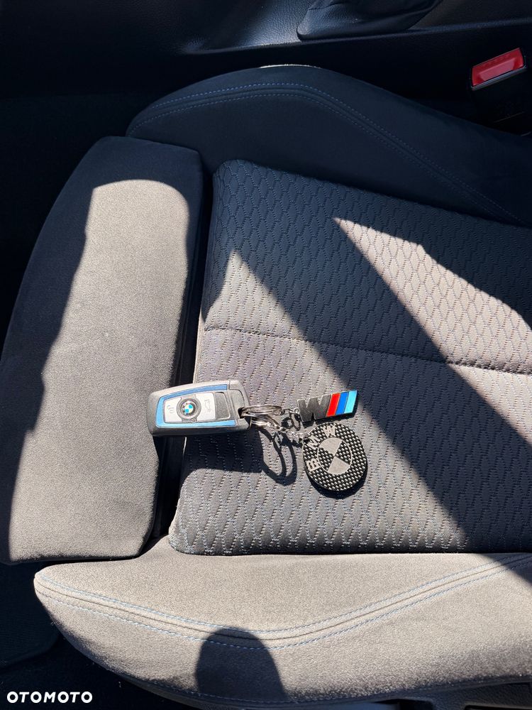 BMW Seria 1 118i M Sport Shadow - 22