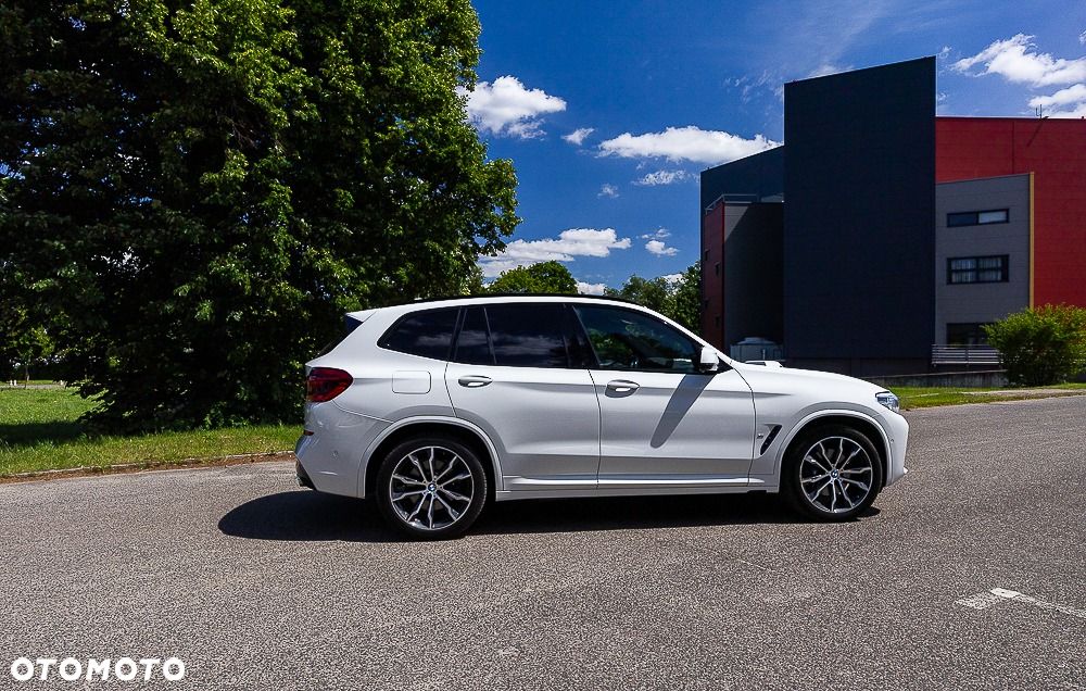 BMW X3 xDrive30e - 16