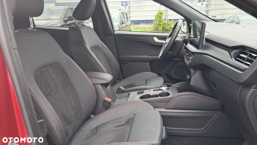 Ford Kuga - 8