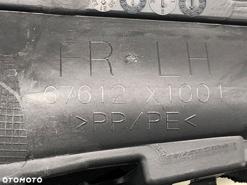 BOCZEK DRZWI LEWY PRZÓD - 84.00 PLN - TOYOTA COROLLA sedan (_E21_) 2019 - 2022 1.8 VVTi Hybrid - 4