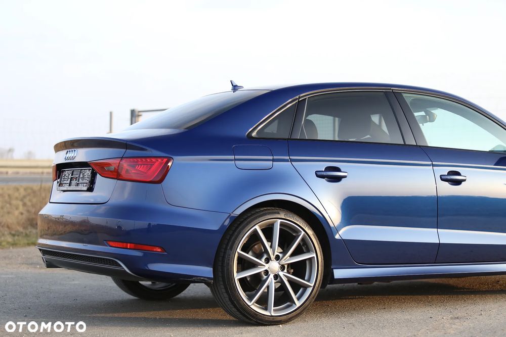 Audi A3 Limousine 2.0 TDI S line Sportpaket - 38