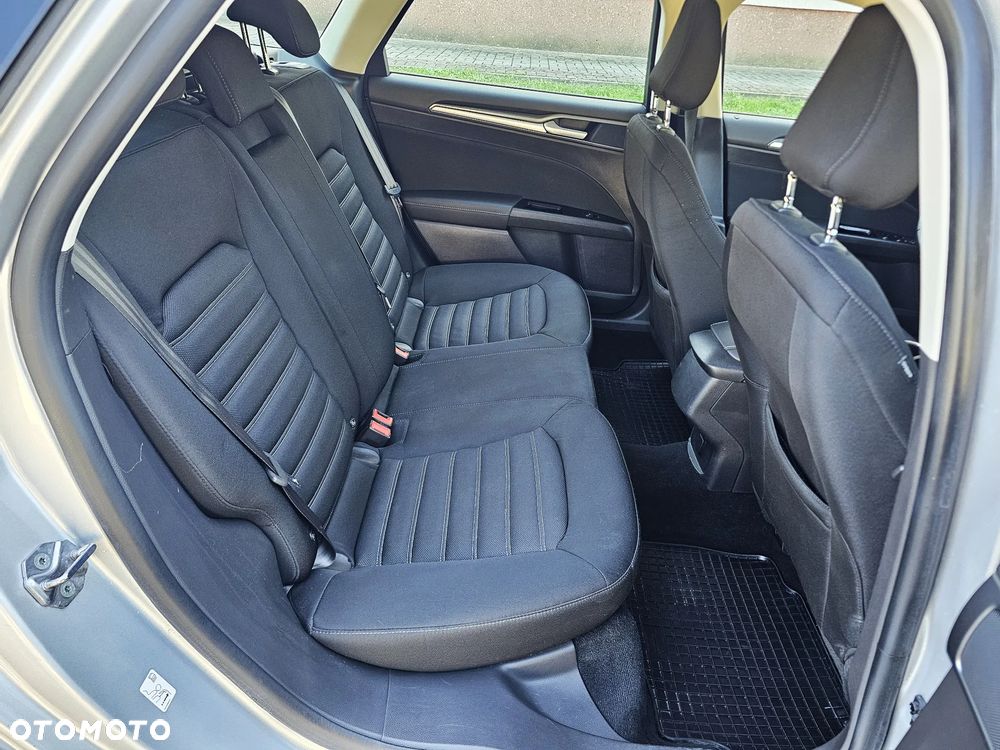 Ford Mondeo 2.0 TDCi Ambiente Plus - 21