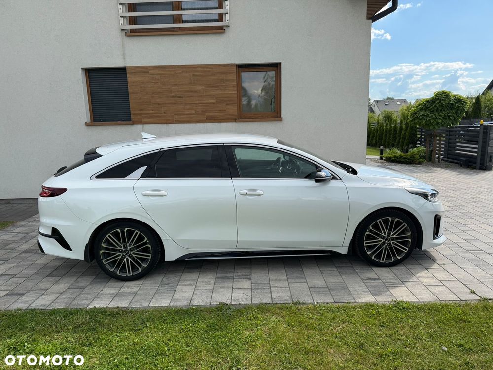 Kia ProCeed - 3
