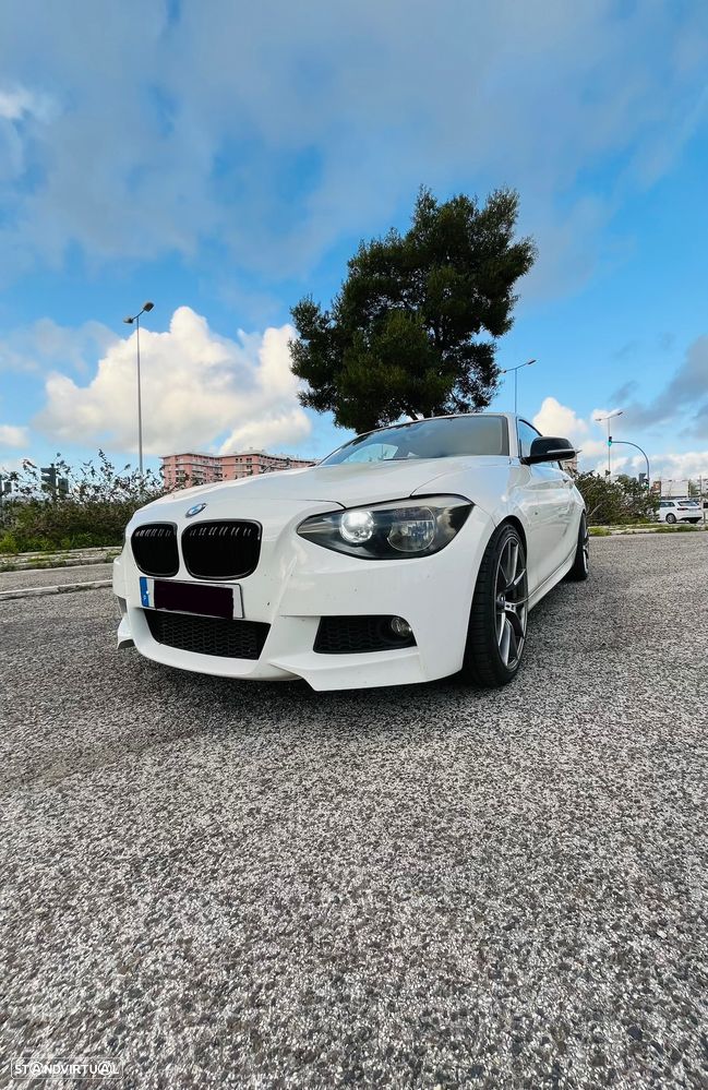 BMW 118 d Pack M - 4