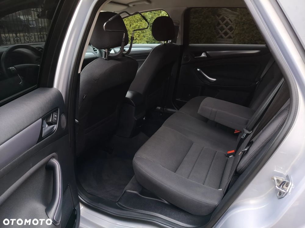 Ford Mondeo 2.0 TDCi Titanium X - 4