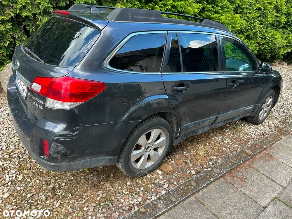 Subaru Outback - 4