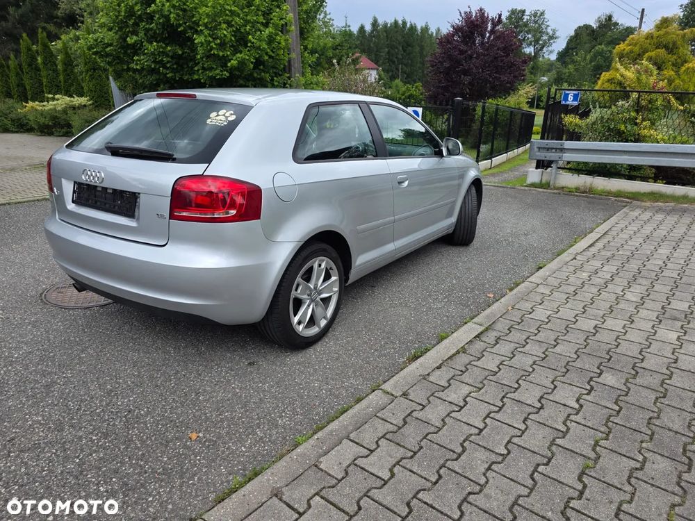 Audi A3 3-drzwiowe 1.6 S line Sportpaket (plus) - 33