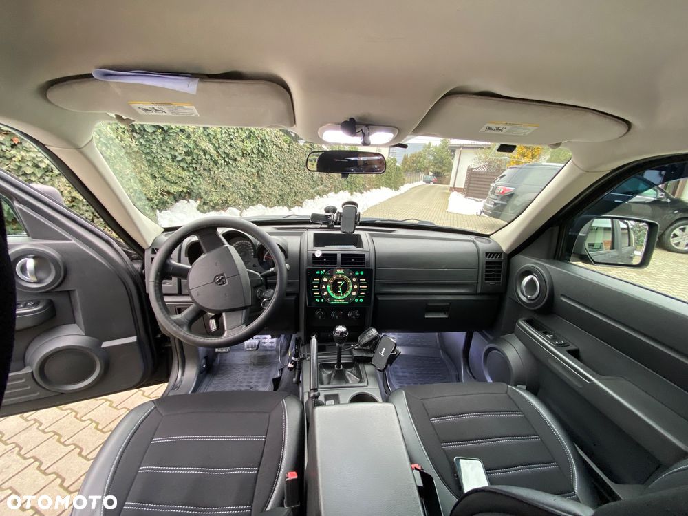 Dodge Nitro 2.8 CRD DPF SE 2WD - 18