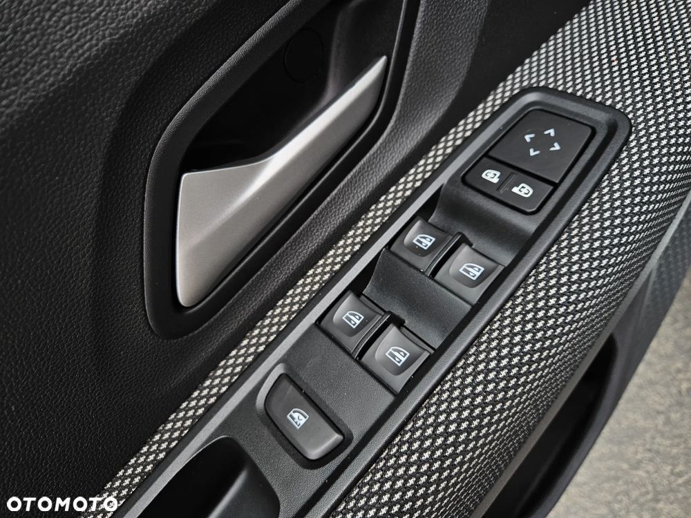 Dacia Sandero TCe 90 Comfort - 26