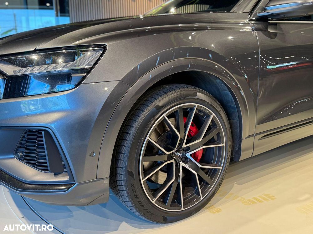 Audi SQ8 - 38