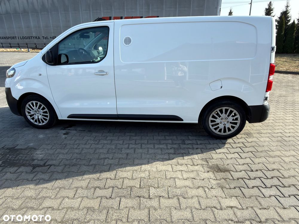 Opel Vivaro - 8