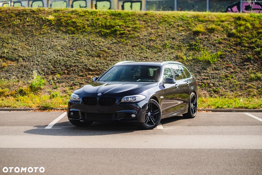 BMW Seria 5 535d Touring - 12