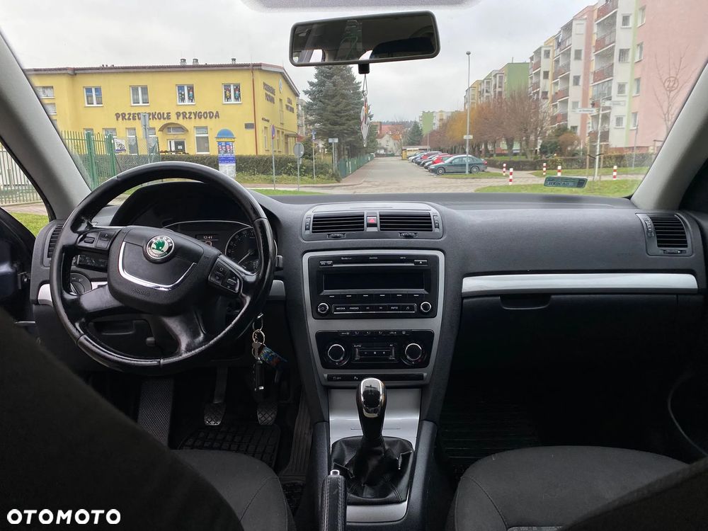 Skoda Octavia 1.6 TDI Ambiente - 9