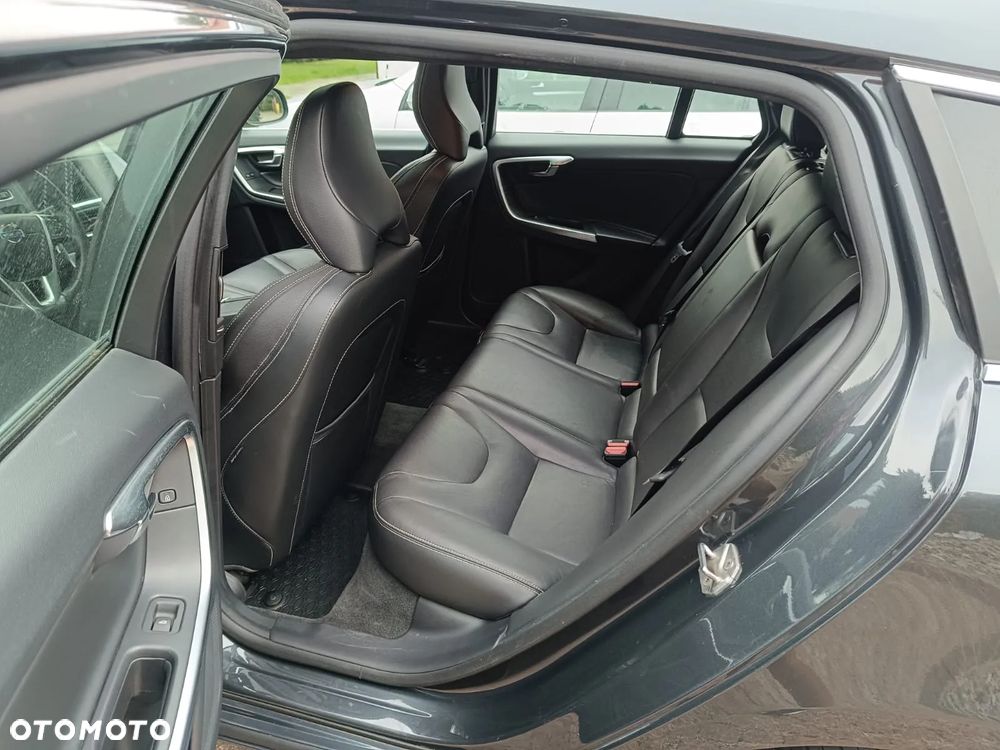 Volvo V60 - 9