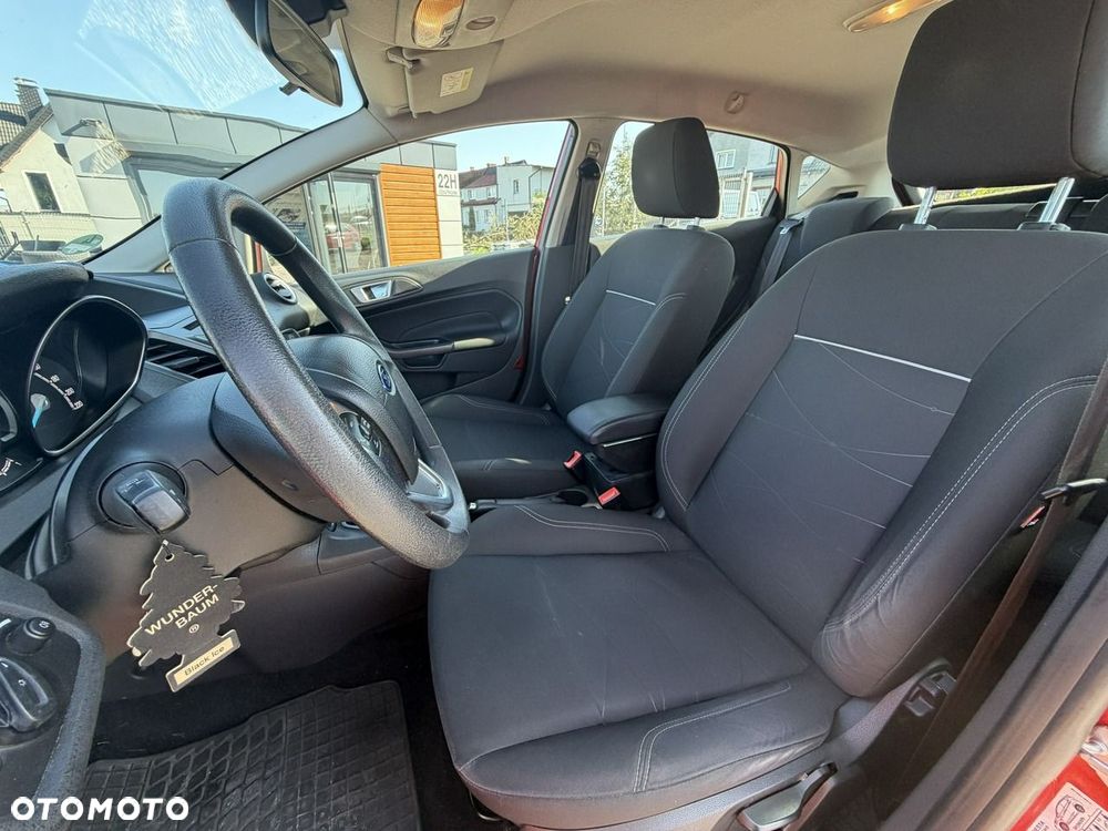 Ford Fiesta - 12