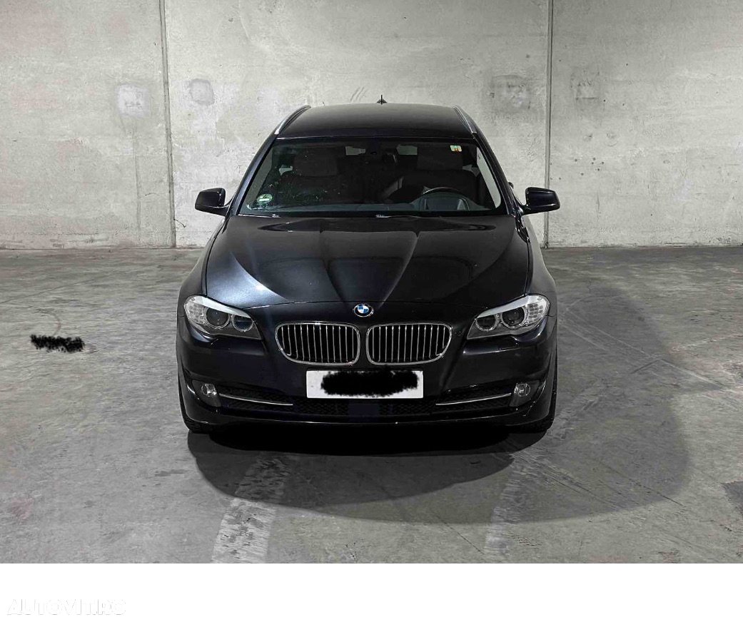 BMW Seria 5 528i Touring Sport-Aut. - 3