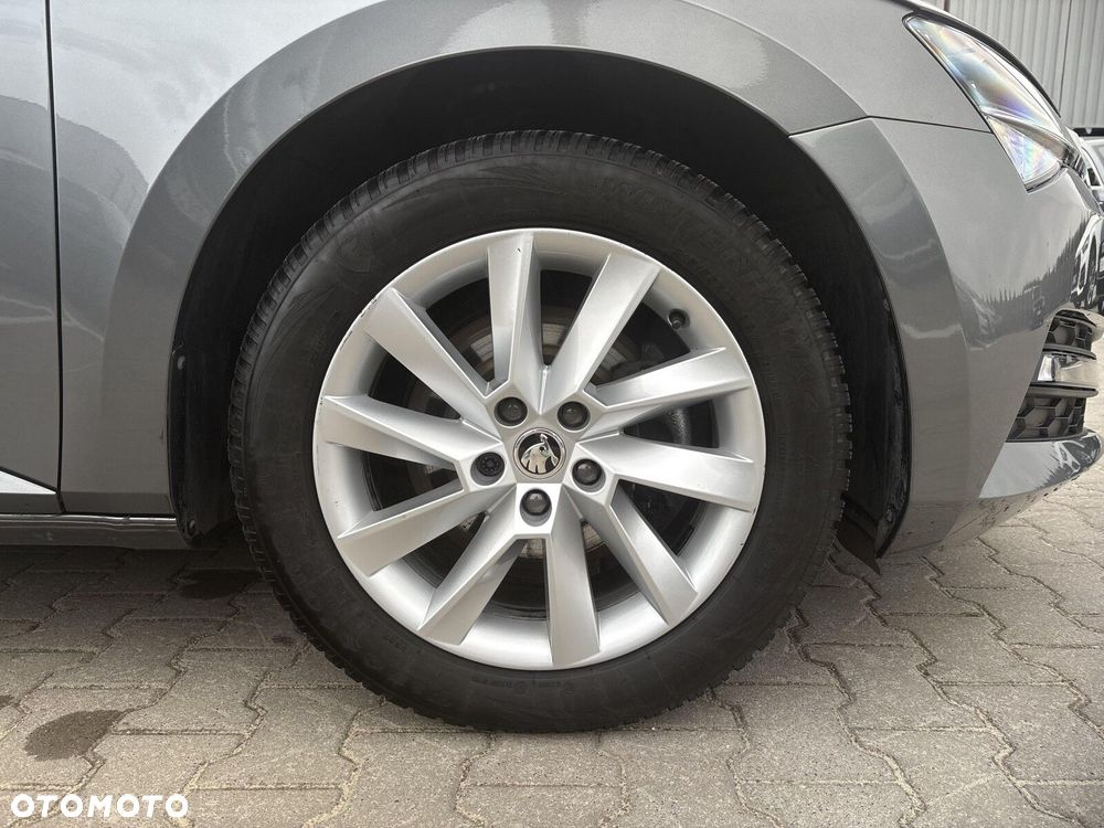 Skoda Superb 1.5 TSI Ambition DSG - 31