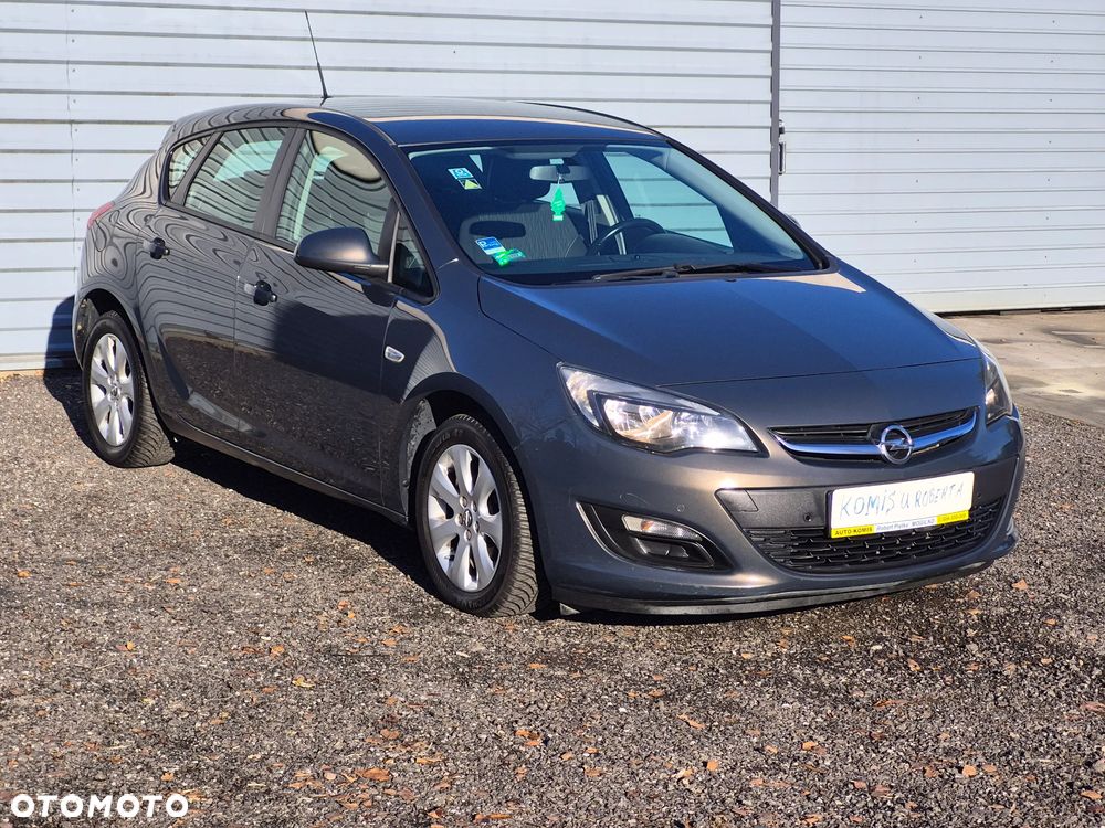 Opel Astra 1.4 T Cosmo