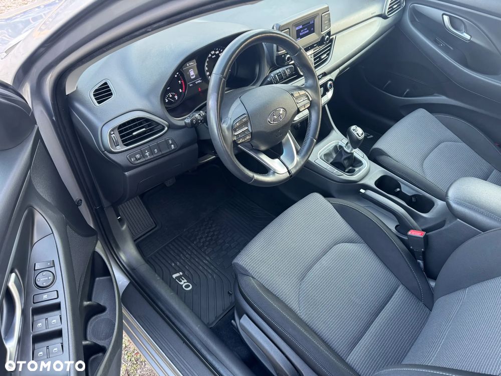 Hyundai i30 1.5 DPI Modern - 4