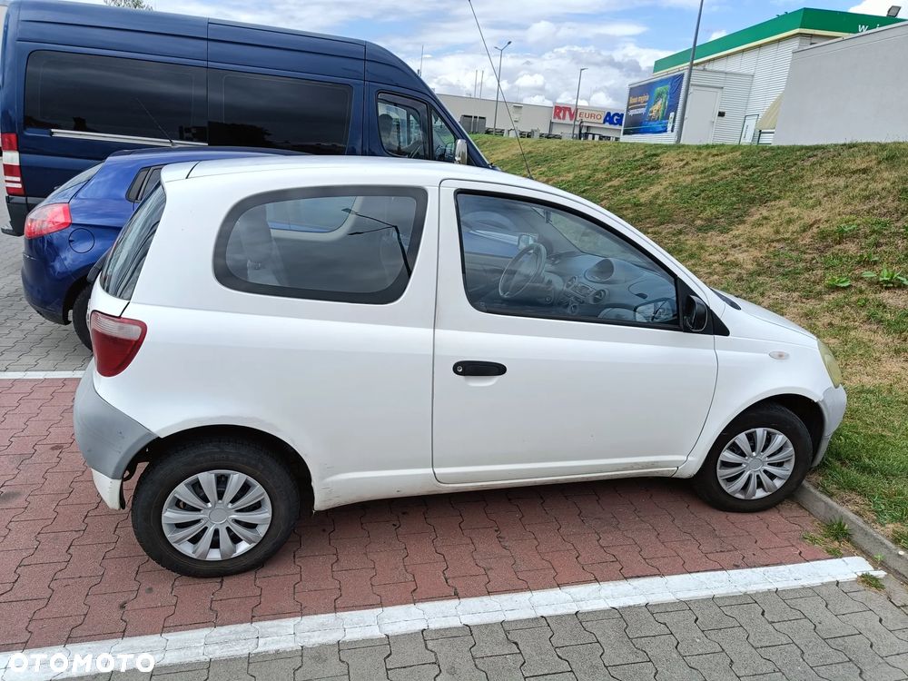 Toyota Yaris - 6