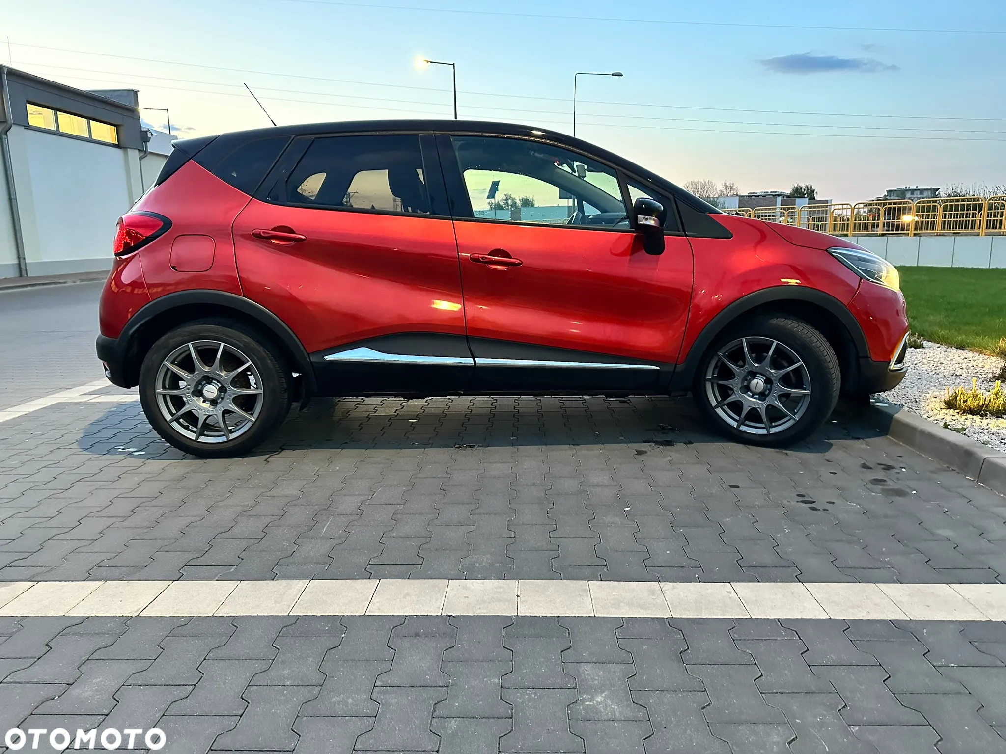 Renault Captur 1.2 Energy TCe XMOD EDC EU6 - 7