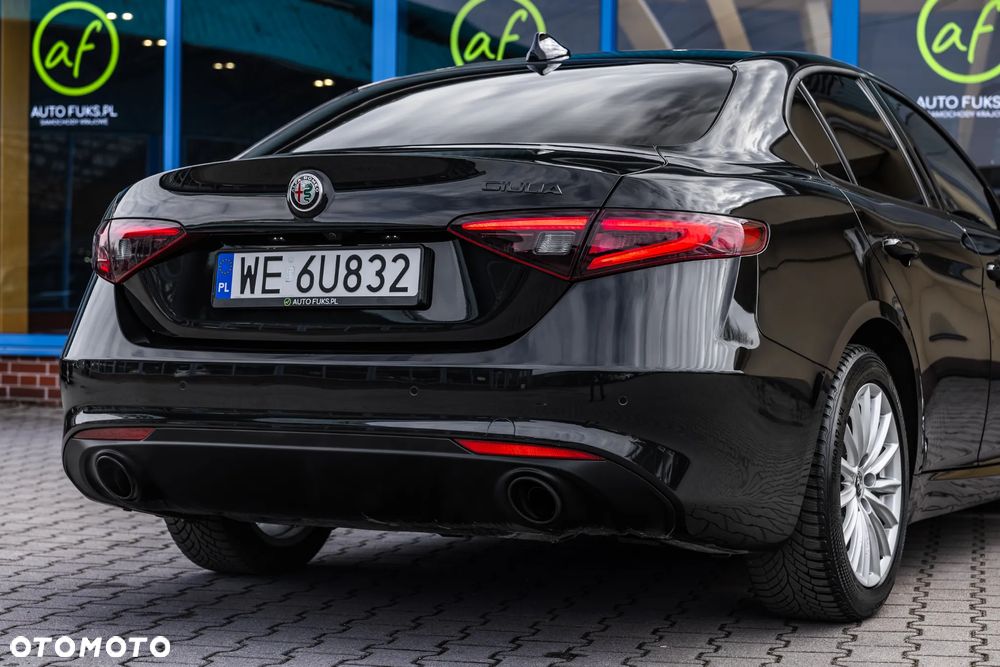 Alfa Romeo Giulia 2.0 Turbo Super - 12