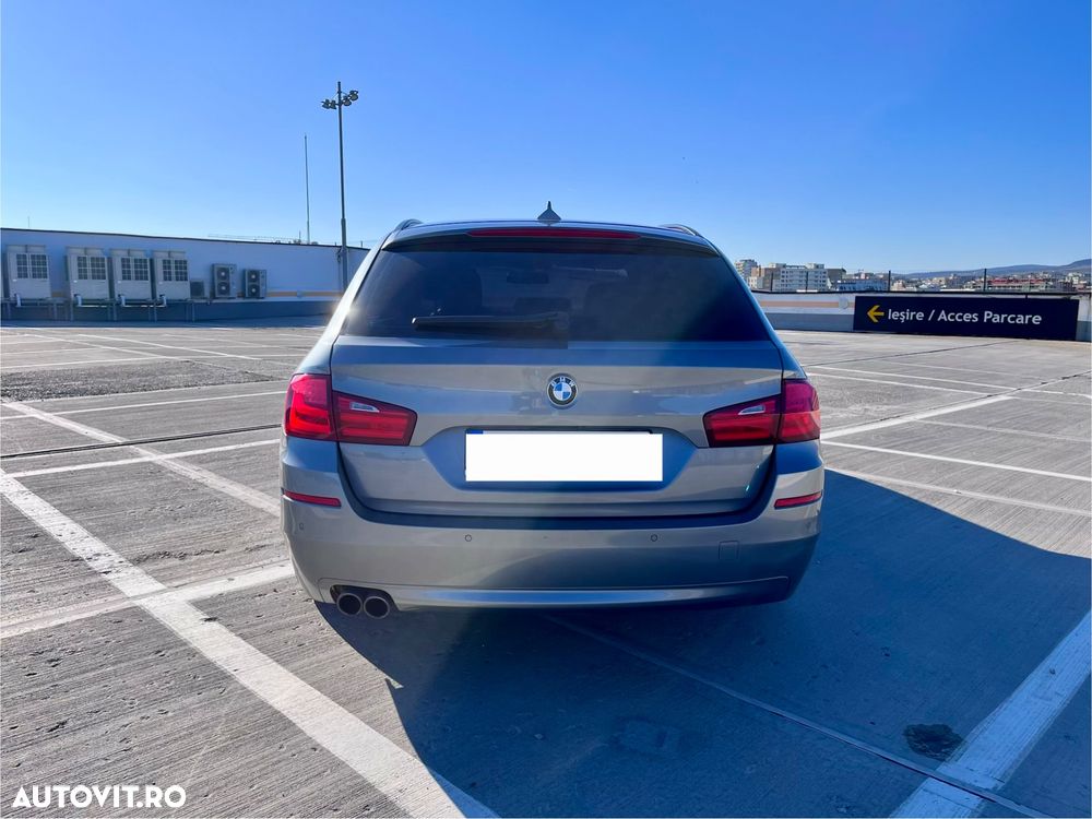 BMW Seria 5 525d xDrive - 6