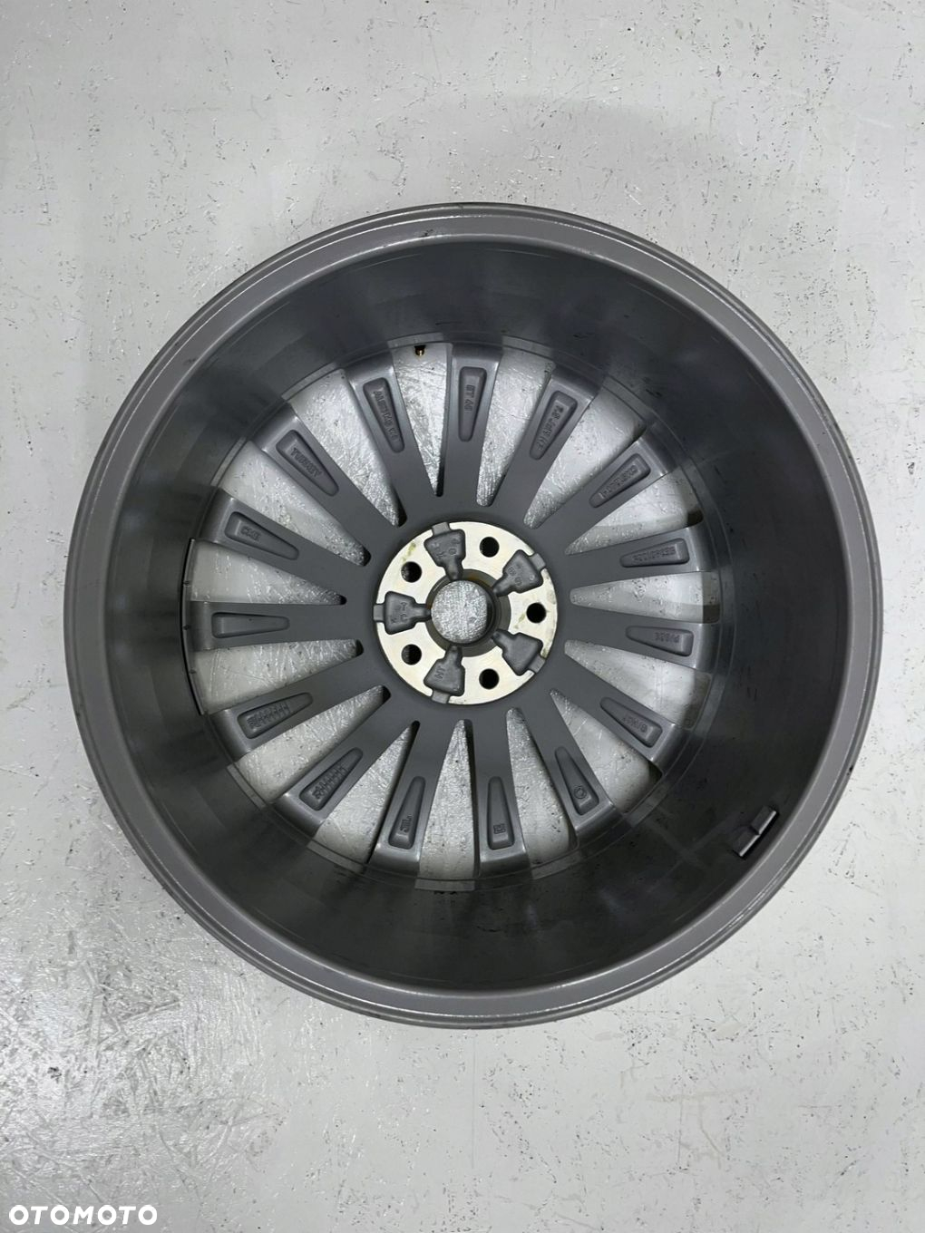 Skoda Octavia IV 4 2019 - 5E3601025 FELGA 7.5" x 19" 5x112 ET 48 - 5