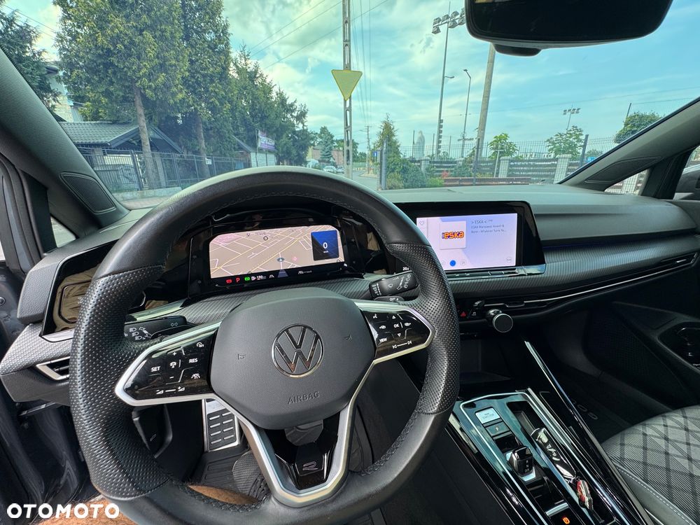 Volkswagen Golf 1.5 eTSI OPF DSG R-Line - 25