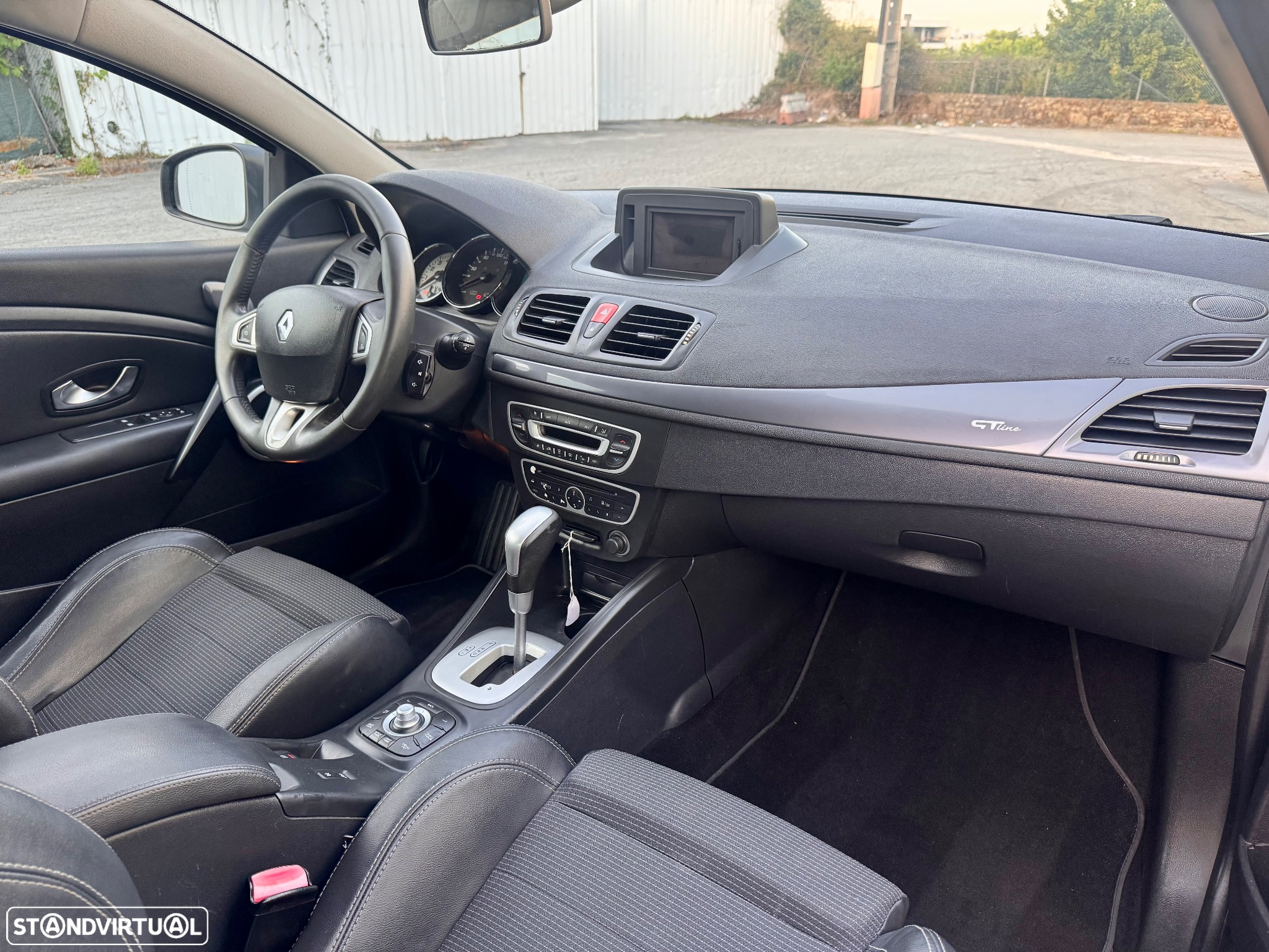 Renault Mégane Coupe 1.5 dCi GT Line EDC - 11