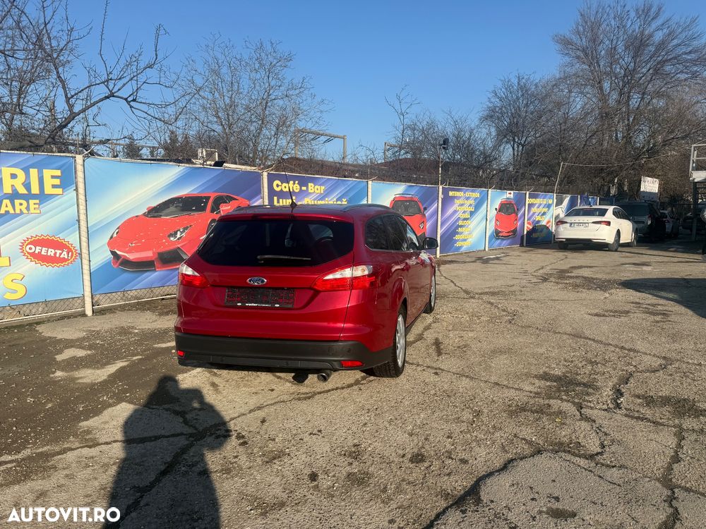 Ford Focus 2.0 TDCI DPF Powershift Titanium - 20