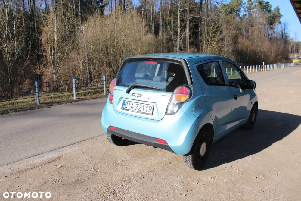 Chevrolet Spark 1.0 Base+ - 10