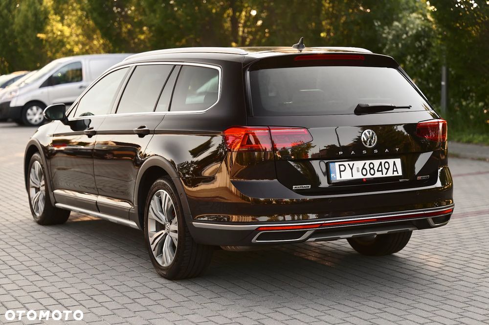 Volkswagen Passat Alltrack - 8