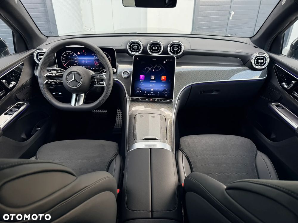 Mercedes-Benz GLC - 11