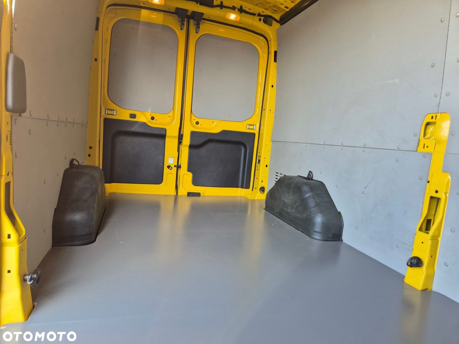 Ford Transit L3H2 *69900zł NETTO* 2,0 TdCi/131KM - 15