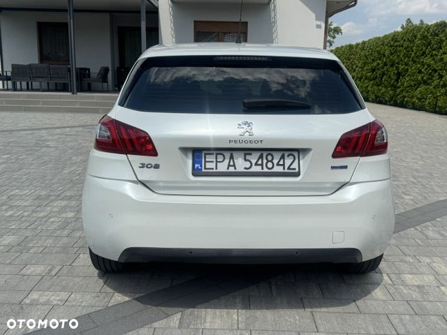 Peugeot 308 - 6