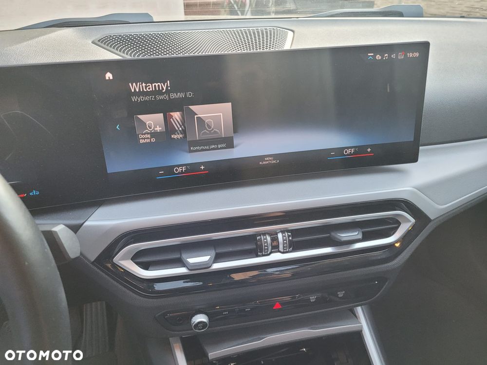 BMW Seria 3 320d mHEV - 25