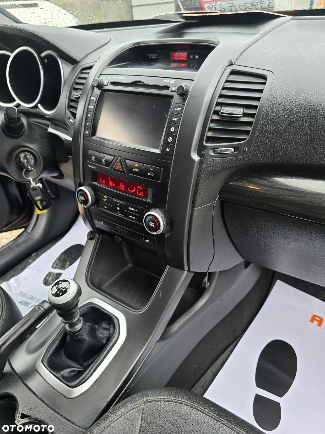 Kia Sorento - 24