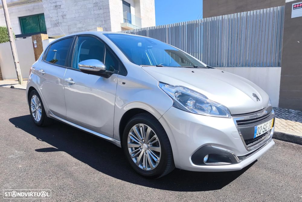 Peugeot 208 1.2 PureTech Style - 4