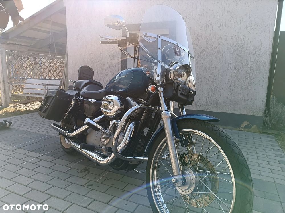 Harley-Davidson Sportster Custom 883C - 1