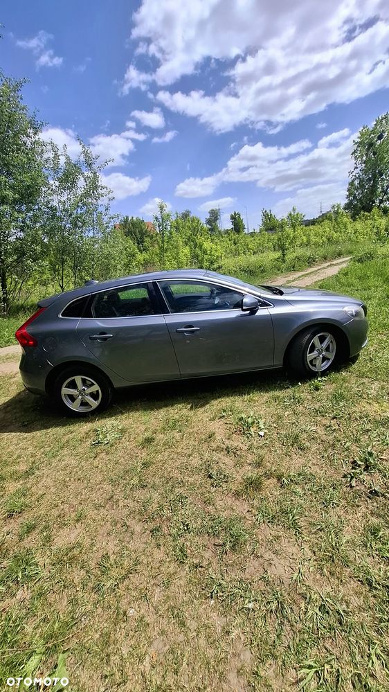 Volvo V40 D4 Kinetic - 6