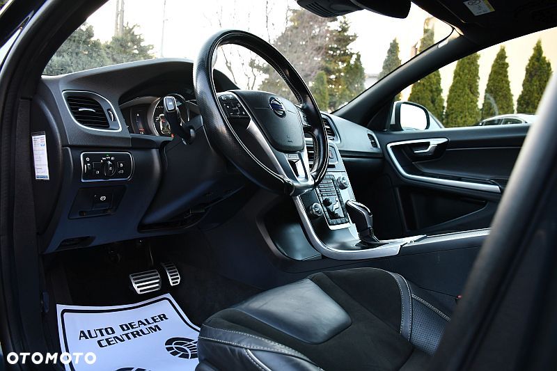 Volvo V60 D4 Geartronic RDesign - 9