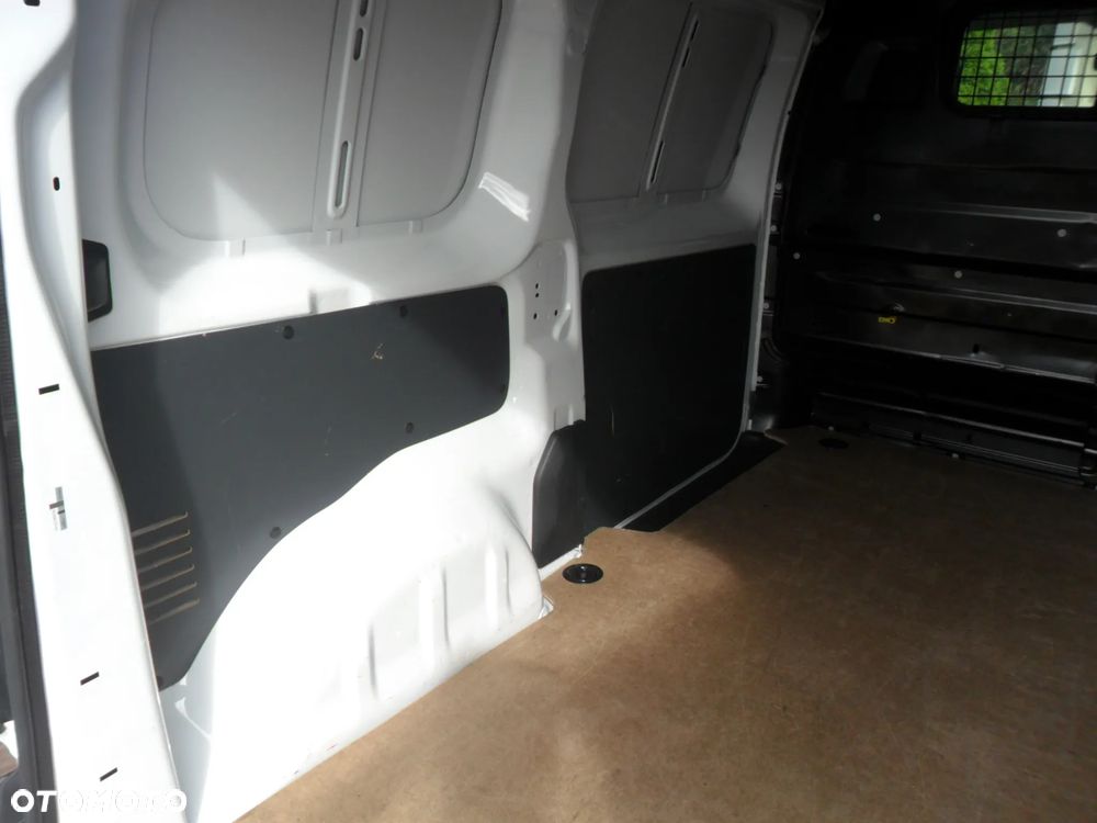 Toyota PROACE - 13
