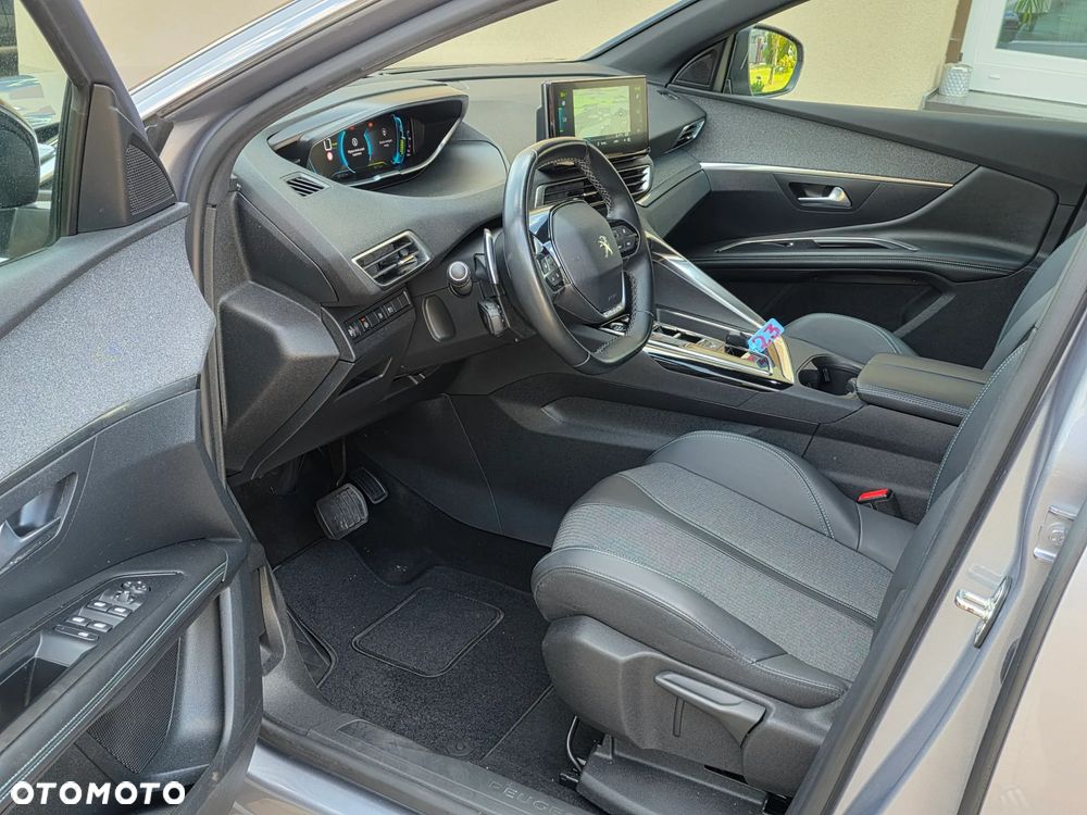 Peugeot 3008 1.6 PureTech Hybrid4 PHEV Allure S&S EAT8 - 19
