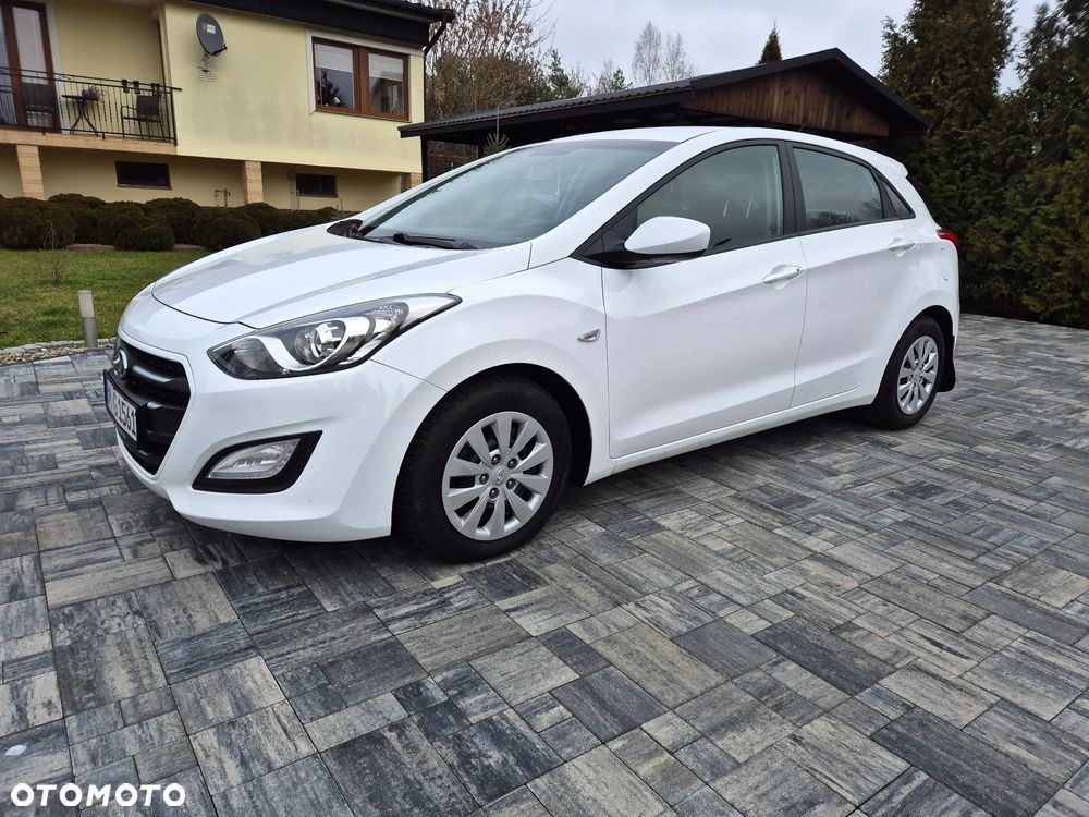 Hyundai i30 blue 1.6 CRDi Classic - 2